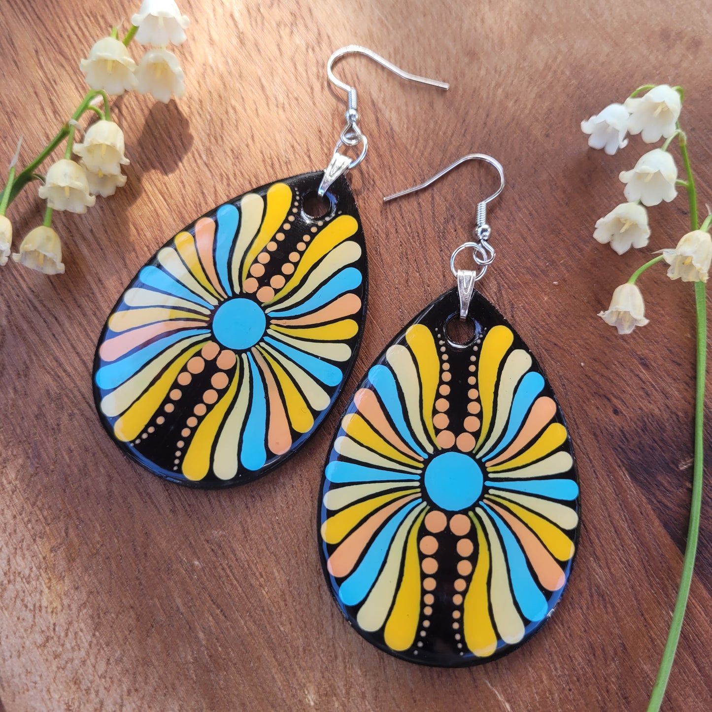 CUNNILINGUS Synesthesia Portrait Teardrop Earrings